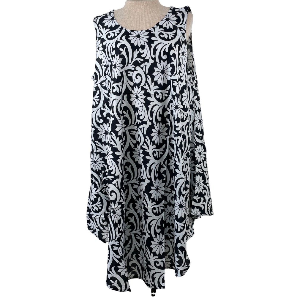 7 Islands Women's 1X Black White Floral Damask Sharkbite Hem Rayon Dress‎ NWT